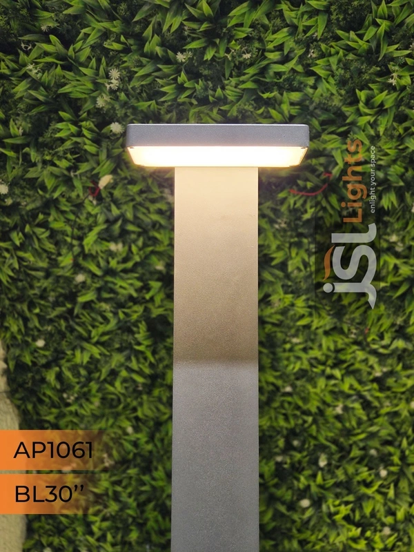 JSL Lights JSL 1061 Bollard Light - Big Bollard