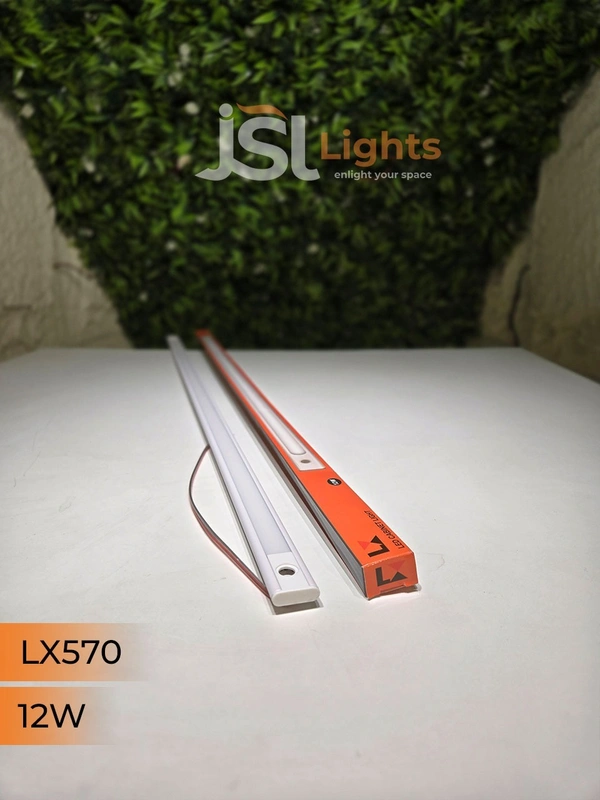 LX 570 12W 220V Cabinet Profile Light - 12W, 4000K