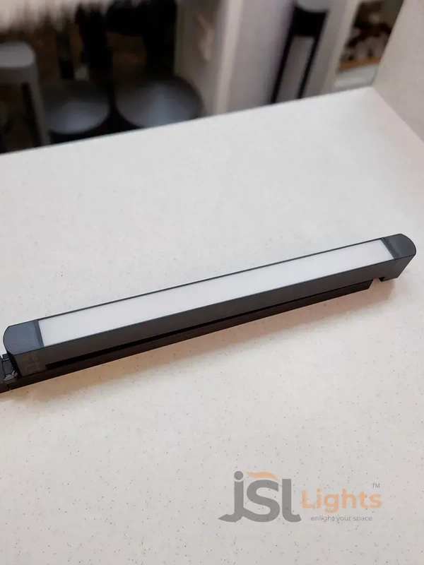 APRA AP 4015 30W Adjustable LED Linear Diffuser Track Light - 30W, 4000K