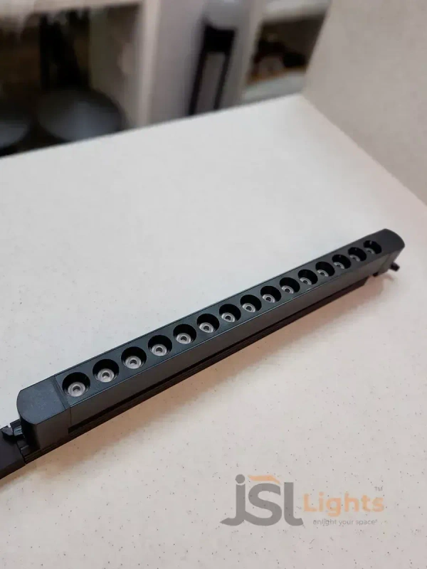 APRA AP 4016 30W Adjustable Linear Spot Track Light - 30W, 4000K