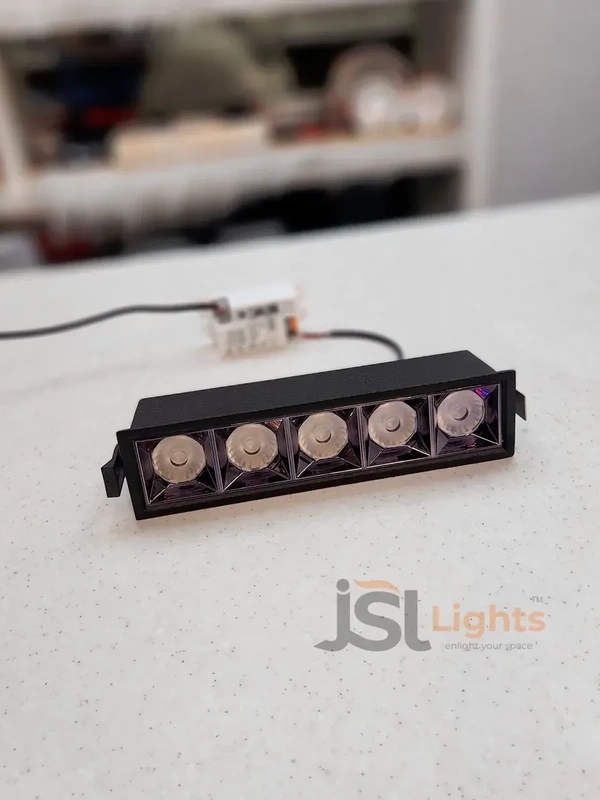 APRA AP058 20W Black Magic Linear Ceiling Downlight - 20W, 3000K