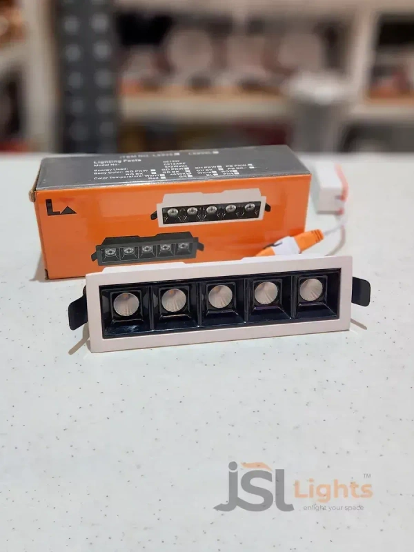 LX 935 10W White PB Linear Spotlight - 10W, 4000K, White