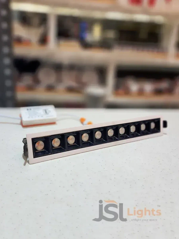 LX 935 20W White PB Linear Spotlight - 20W, 4000K, White