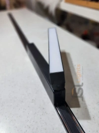 APRA MG-05 SMD Folding Diffused Magnetic Track Light - 12W, 4000K