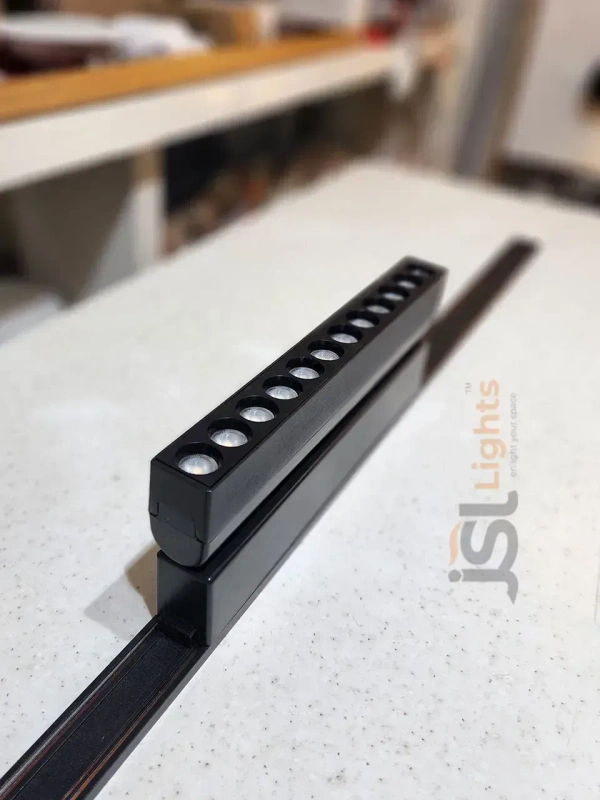 APRA MG-06 COB Folding Grill Spot Track Light - 12W, 3000K