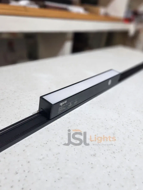 APRA MG-01 Ultra Thin Linear Diffused Magnetic Track Light - 6W, 3000K