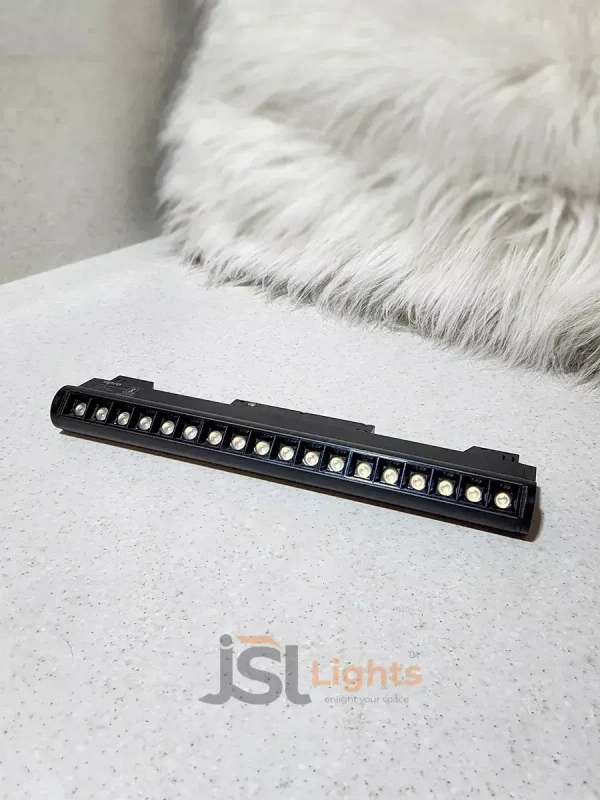 APRA MT06 COB Folding Grille-360° Tiltable Magnetic Track Light - 18W, 3000K