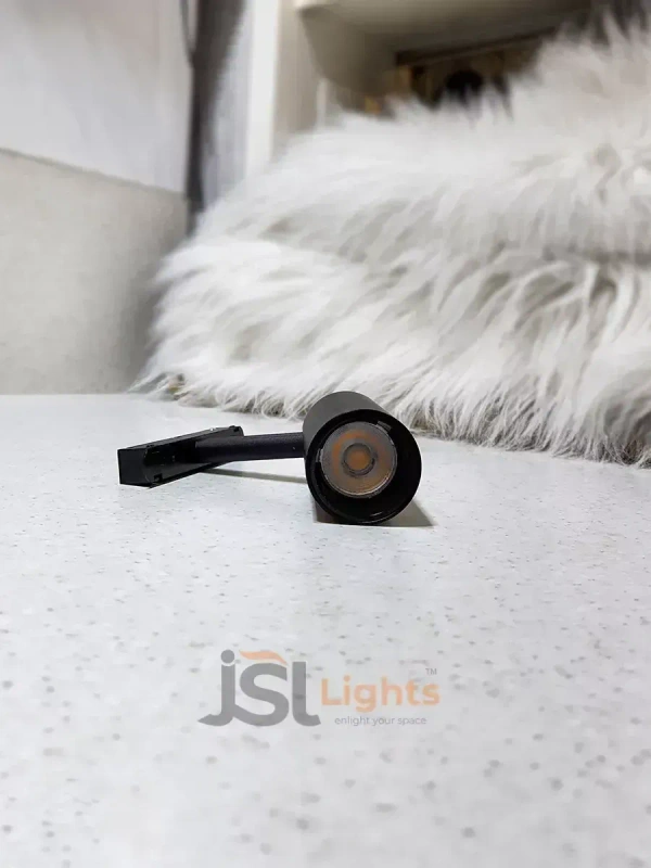 APRA MT07 COB Magnetic Track Light - 6W, 4000K