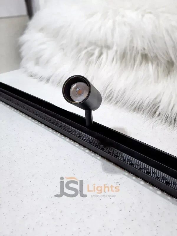 APRA MT07 COB Magnetic Track Light - 6W, 4000K