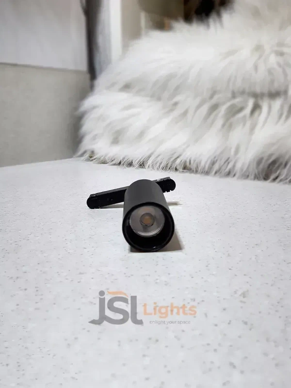 APRA MT08 COB Magnetic Track Light - 10W, 4000K