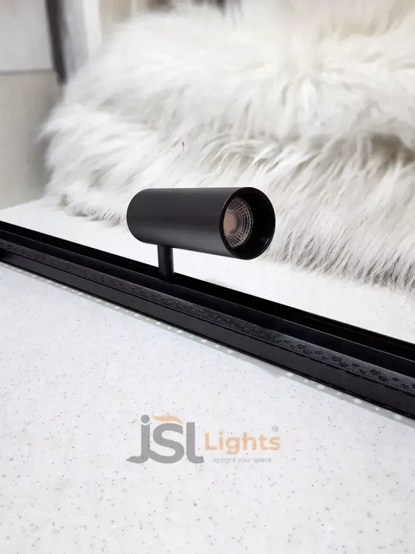 APRA MT08 COB Magnetic Track Light - 20W, 3CCT