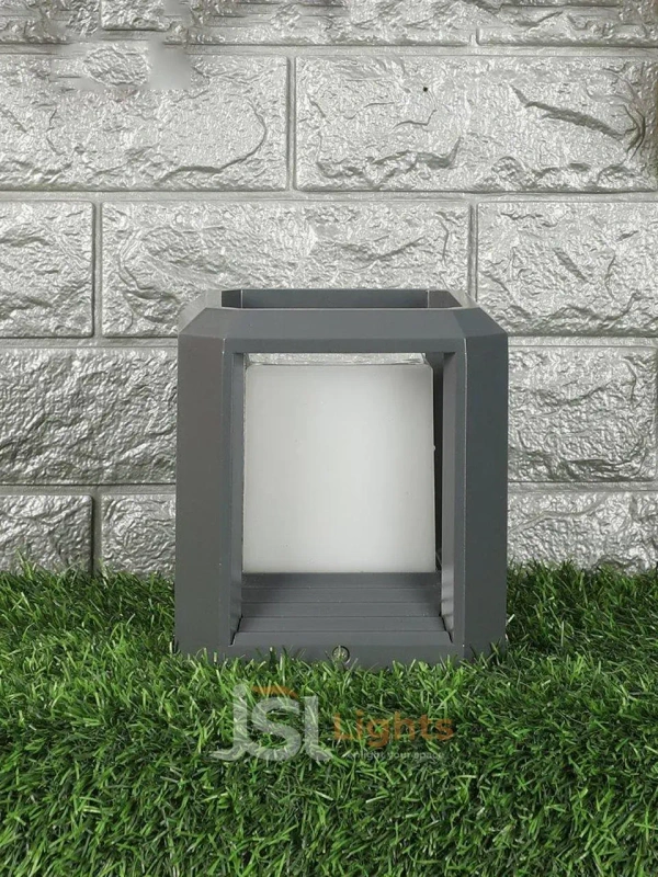JSL Lights JSL 7788 Gate Light - Gate