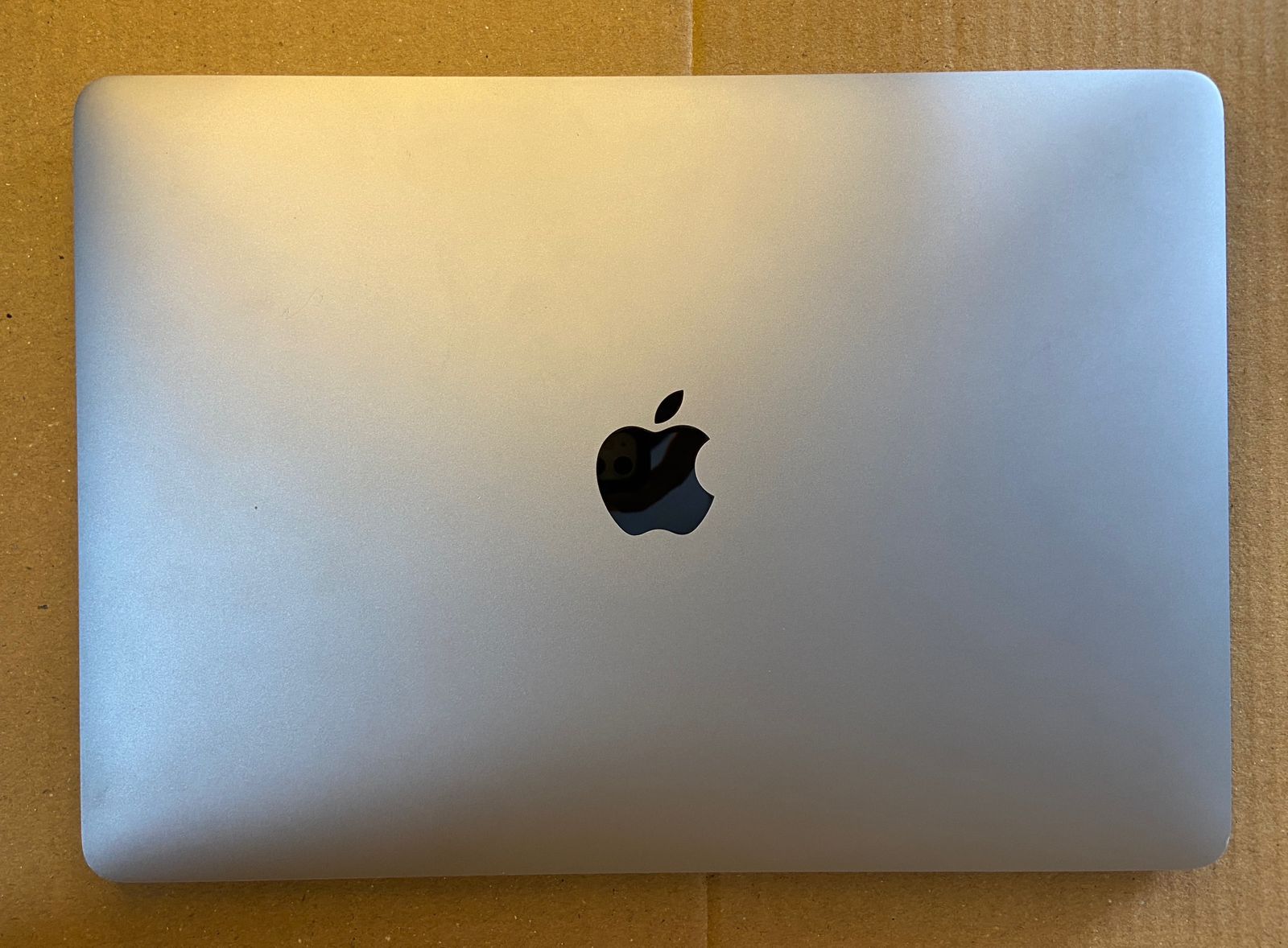 Refurbished) Apple MacBook Pro A1706 | Intel Core i5 | 8GB RAM