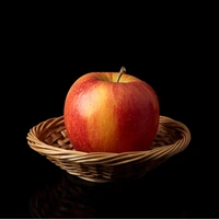 Apple Premium Quality (Kashmir)