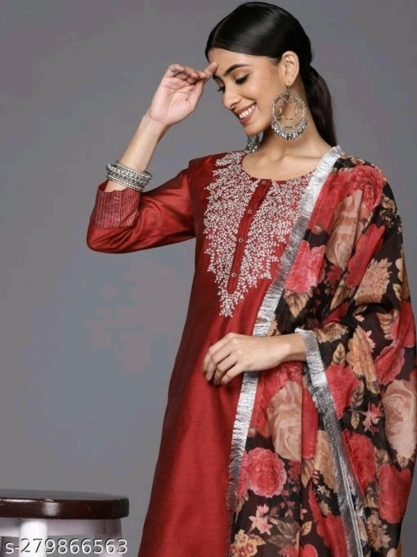 Kurti Set For Women - Guardsman Red, M