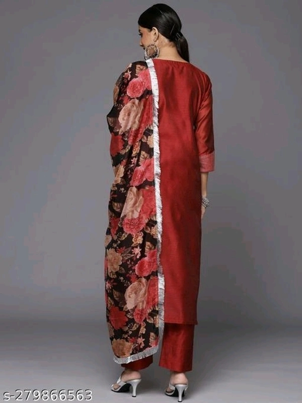 Kurti Set For Women - Guardsman Red, M