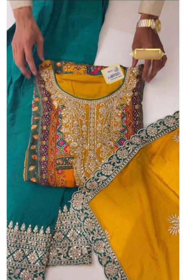 Pakistani Suits For Women - Gold, Free Size