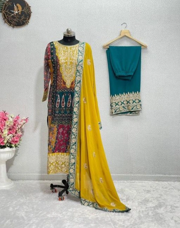 Pakistani Suits For Women - Gold, M