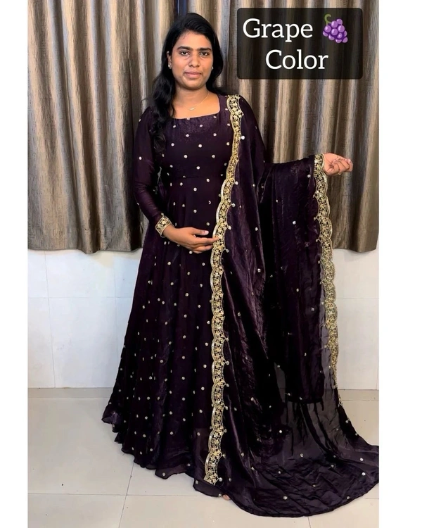 Maha space gown
Regular price
Rs. 1,199.00 - s, grape