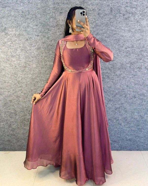 3 In 1 Gown - S, Onion