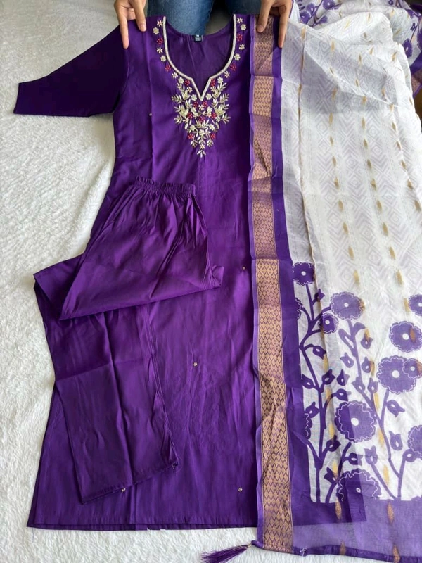 Purple-Niya - M