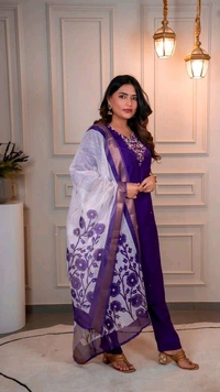 Purple-Niya - M