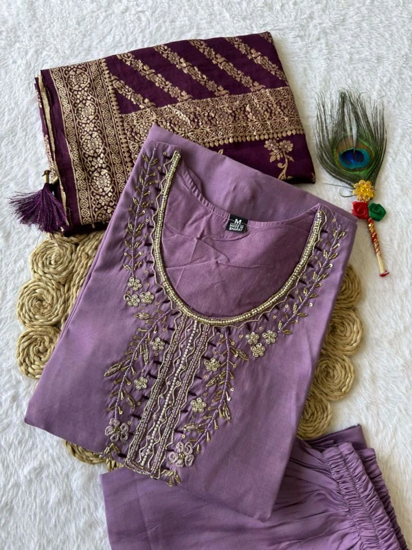 Lavender-Niya - L