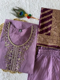 Lavender-Niya - L