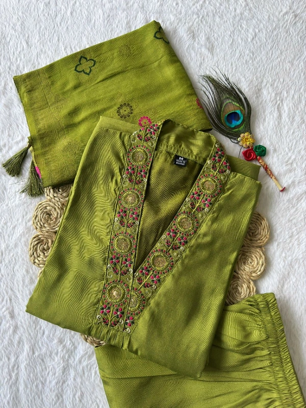 Mehandi Green -Niya - L