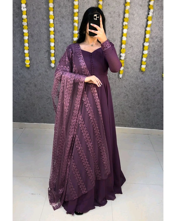 Angel Gown - M, Onion