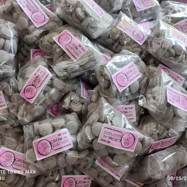 Growlife Slow-Release Growth & Bloom Fertilizer Tablet - 1 Packet Approx 50 Tabs