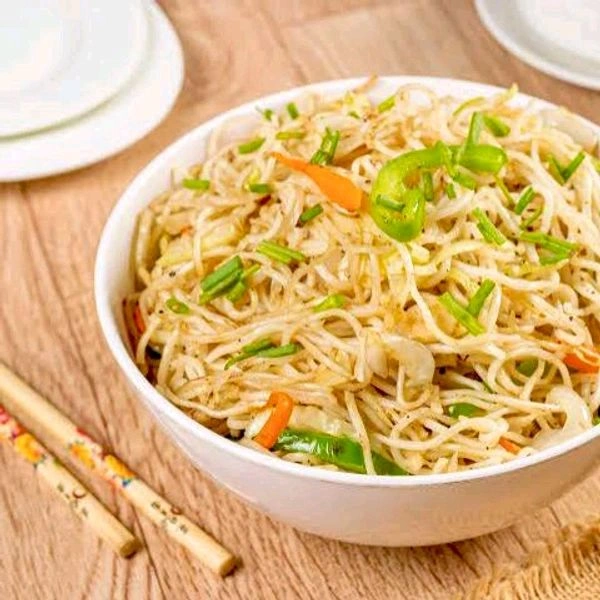 VEG NOODLES  | RED CHILLI 