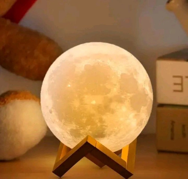 3D 7 Colour Changing Night' Lamp. Rechargeable With Stand