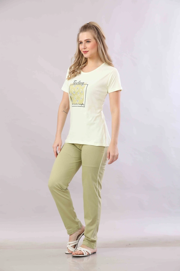 Vee MAX Vee Max Printed Womens  Womens Night Suits - Yellow, M