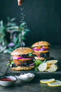 Aaloo Tikki Burger