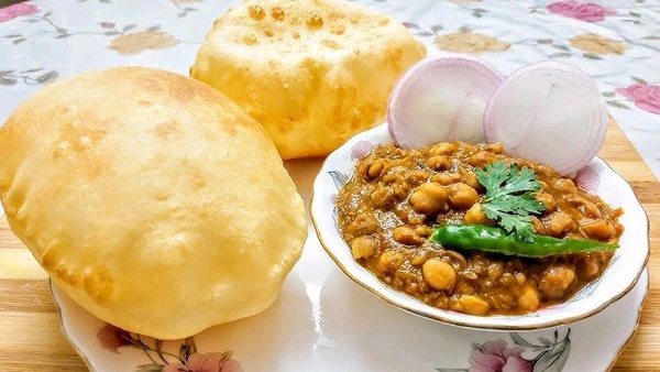 Chola Bhature 