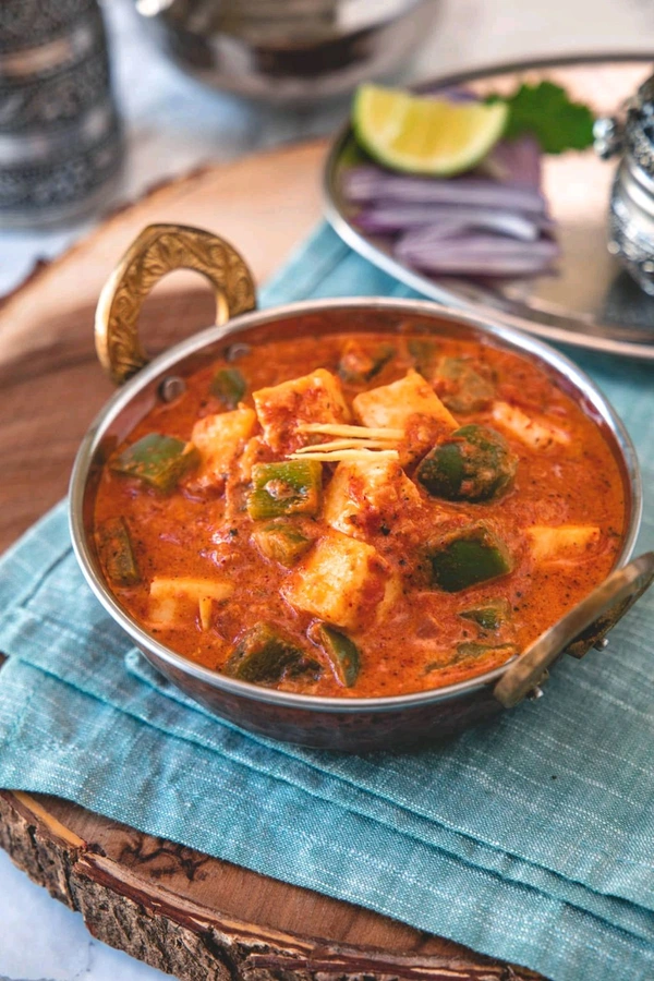 Kadhi Paneer 