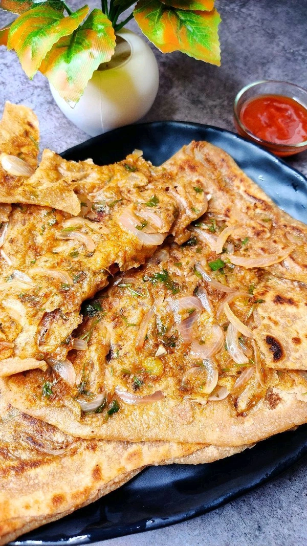 Onion Paratha  - Chopan