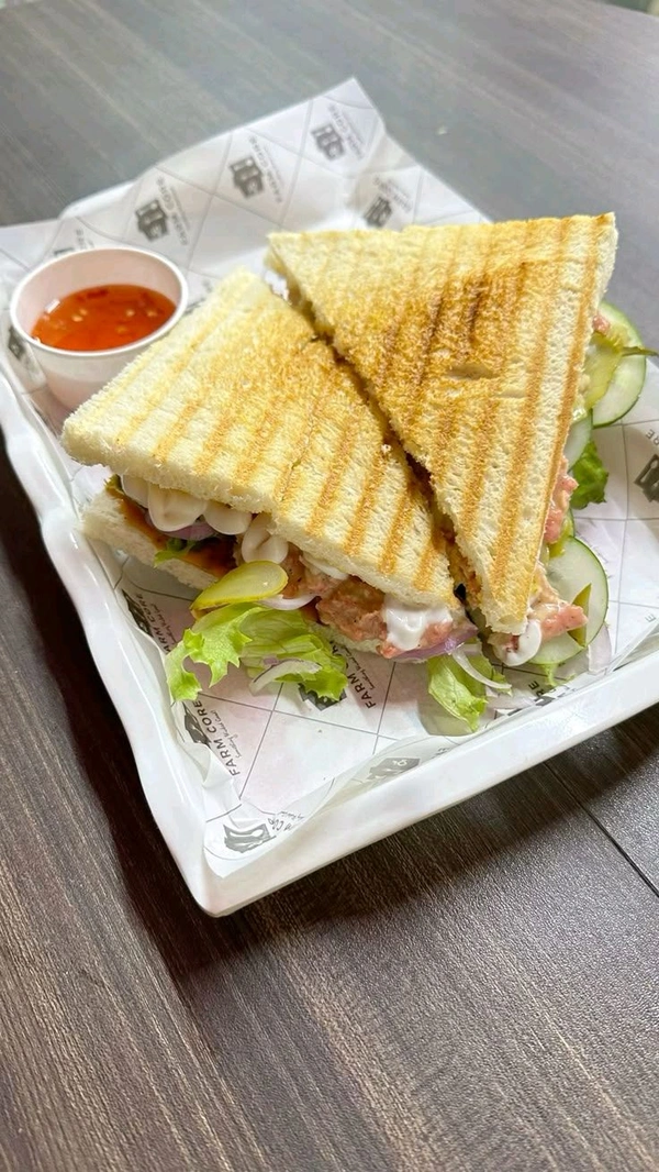 Grill Alloo Sandwich  - Chopan