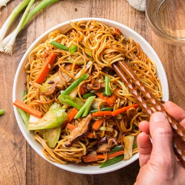 Veg Chowmein   - Obra