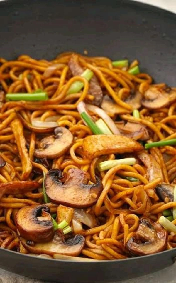 Mushroom Chowmein  - Obra