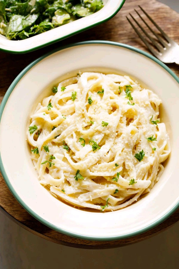 Alfredo Pasta Veg  - Obra