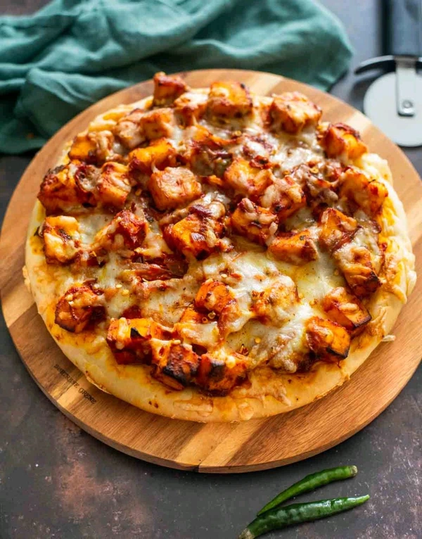 DD Kadhi Paneer Tikka Pizza  - Obra, 9 Inch