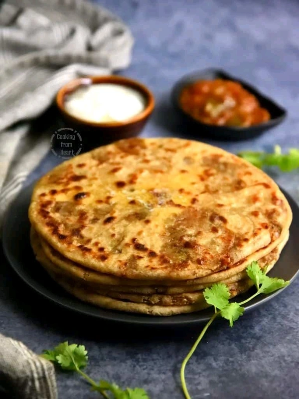Aalu Paratha  - Obra