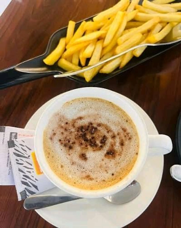 Hot Coffee With Frech Fry - Obra