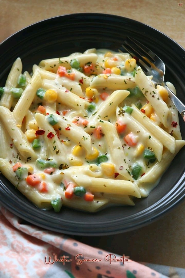 White Sauce Pasta - half