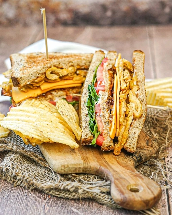 Veg Club Sandwich - half