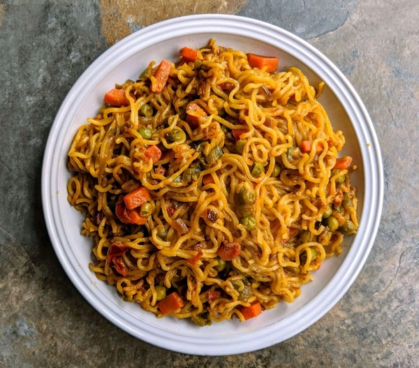 Vaggie Masala Maggi - half