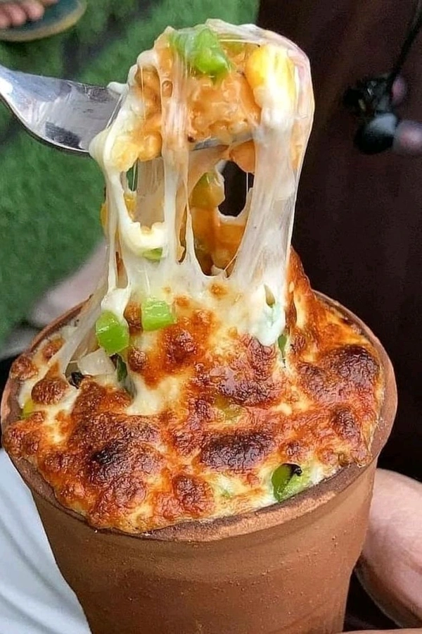 Cheese Loaded Kuladh Pizza - normal