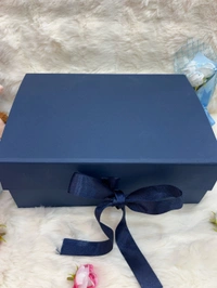 š§ Penguin Love Surprise Box ā Valentineās Day Special š 01